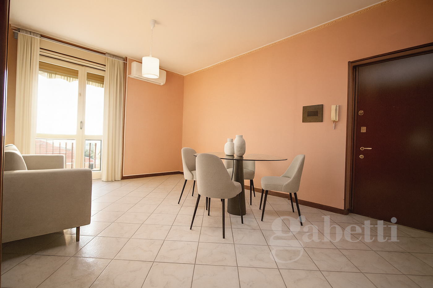 Bilocale in vendita a Ferno