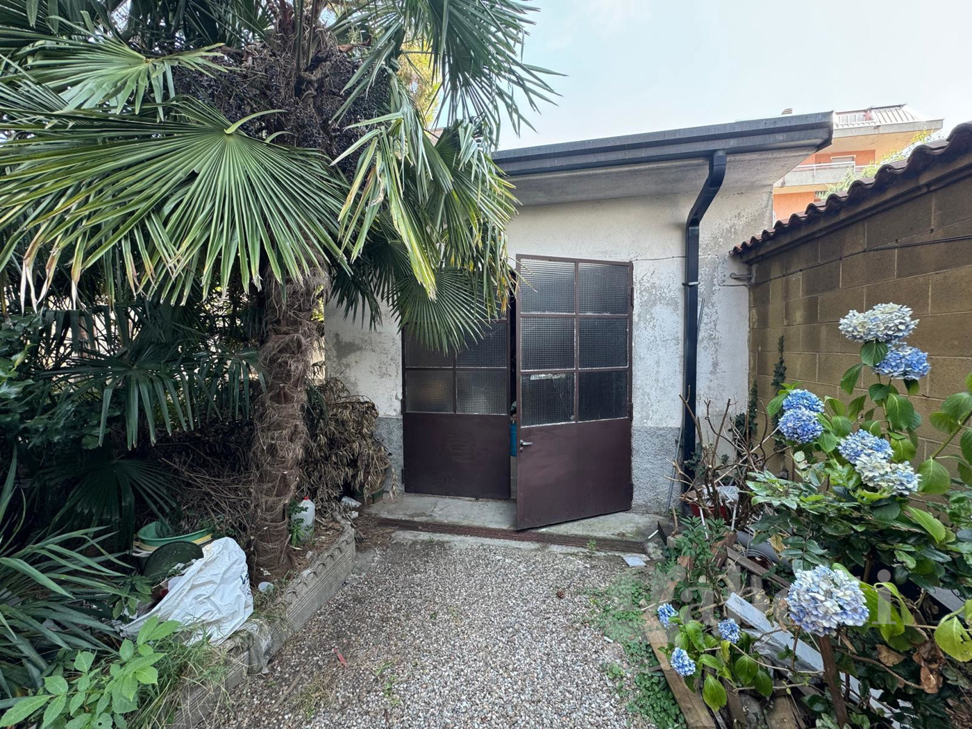 Casa indipendente con giardino a Busto Arsizio