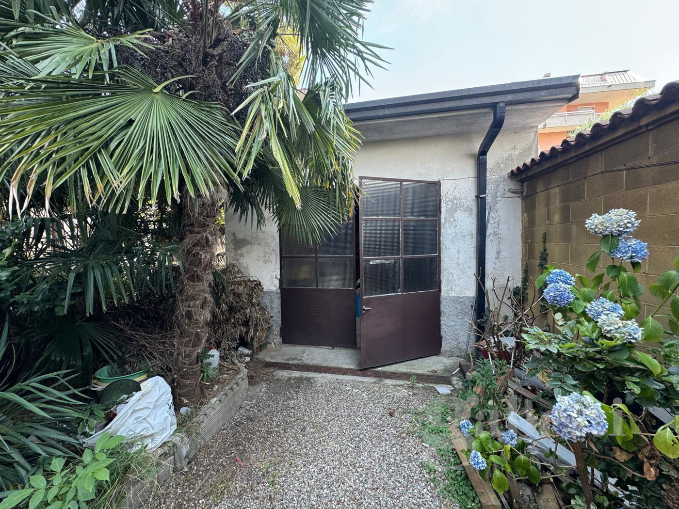 Casa indipendente con giardino a Busto Arsizio