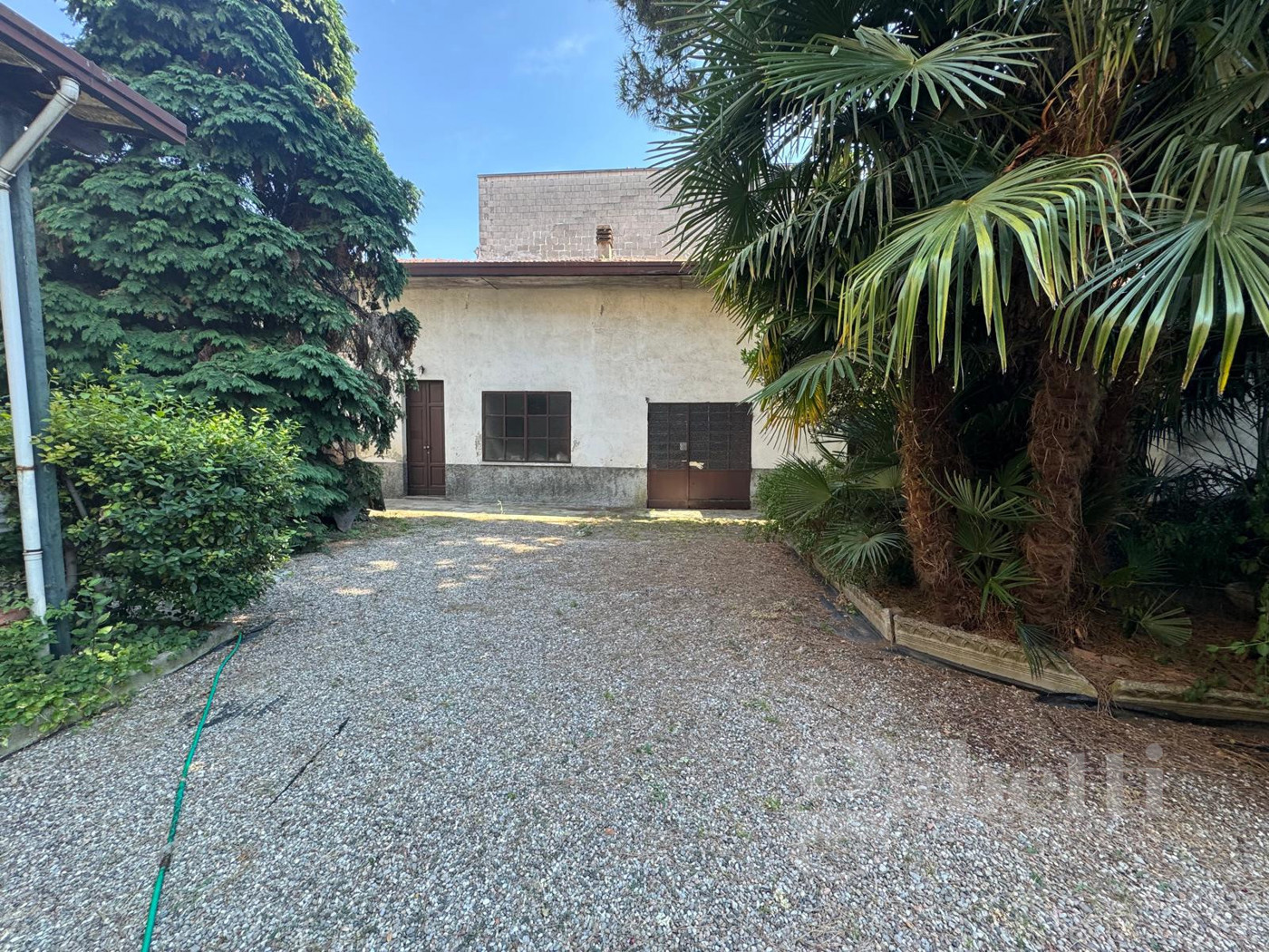 Casa indipendente con giardino a Busto Arsizio