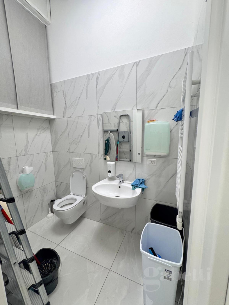 Negozio in affitto a Busto Arsizio