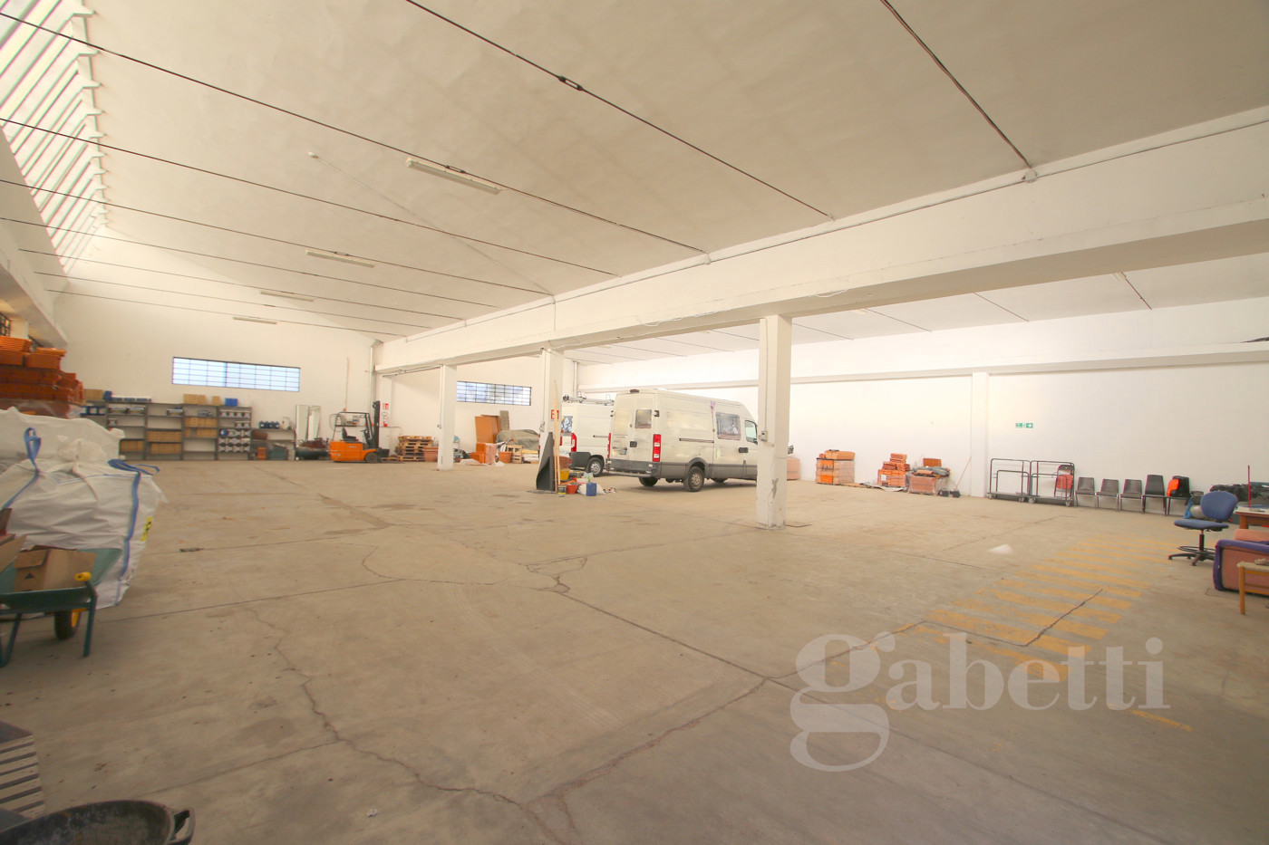Capannone in vendita a Busto Arsizio