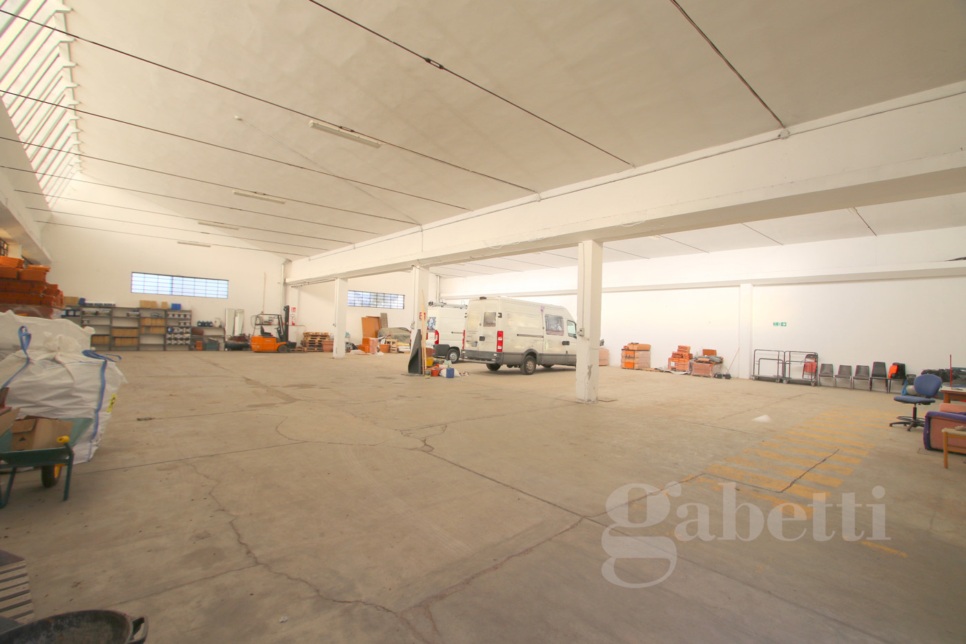 Capannone in vendita a Busto Arsizio