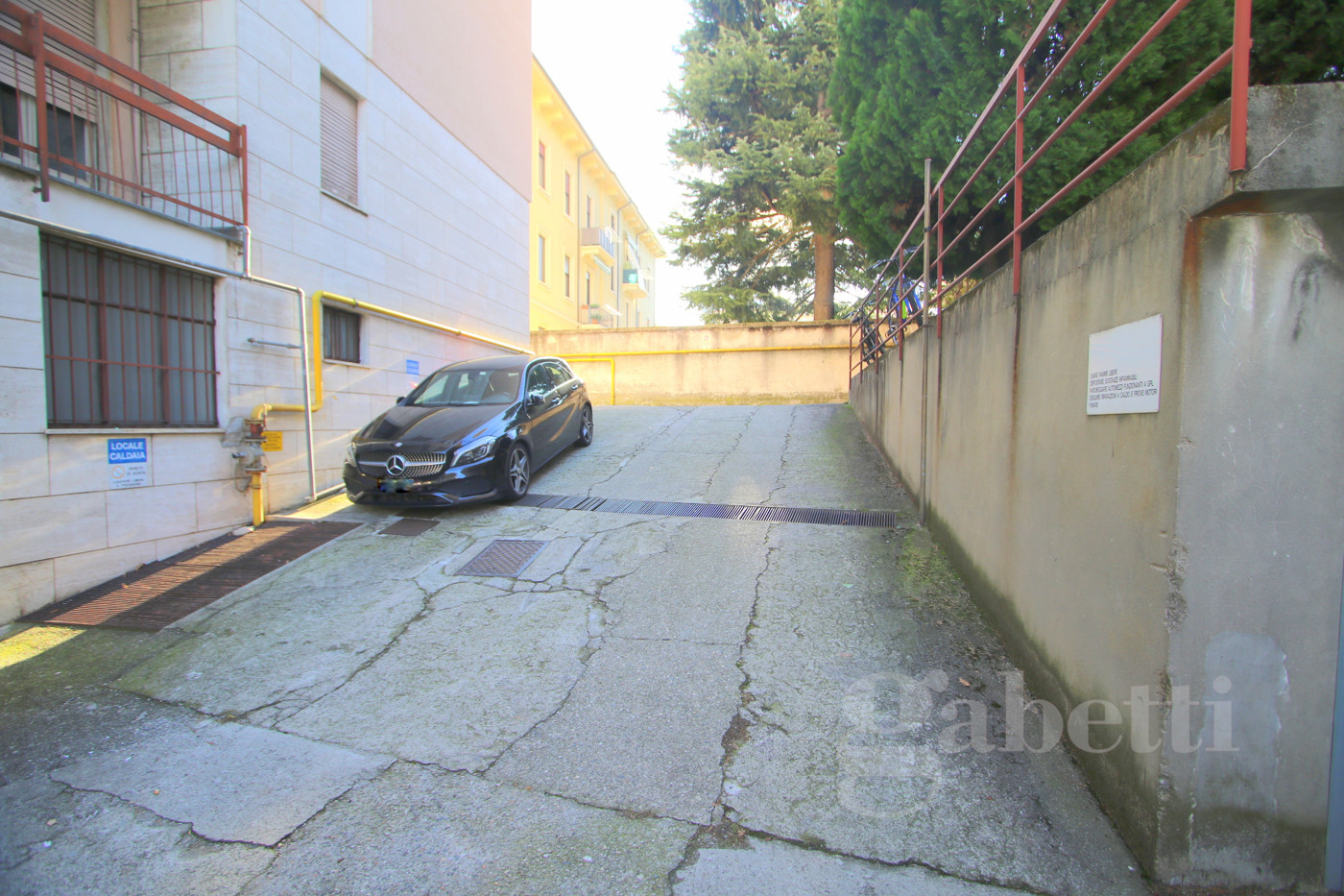 Magazzino in vendita a Busto Arsizio