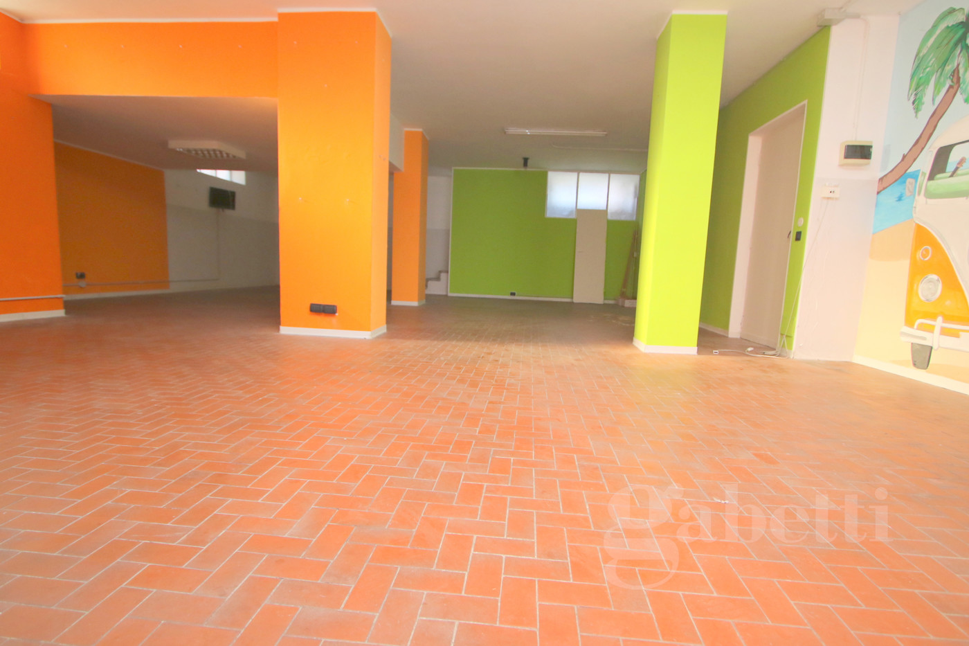 Magazzino in vendita a Busto Arsizio