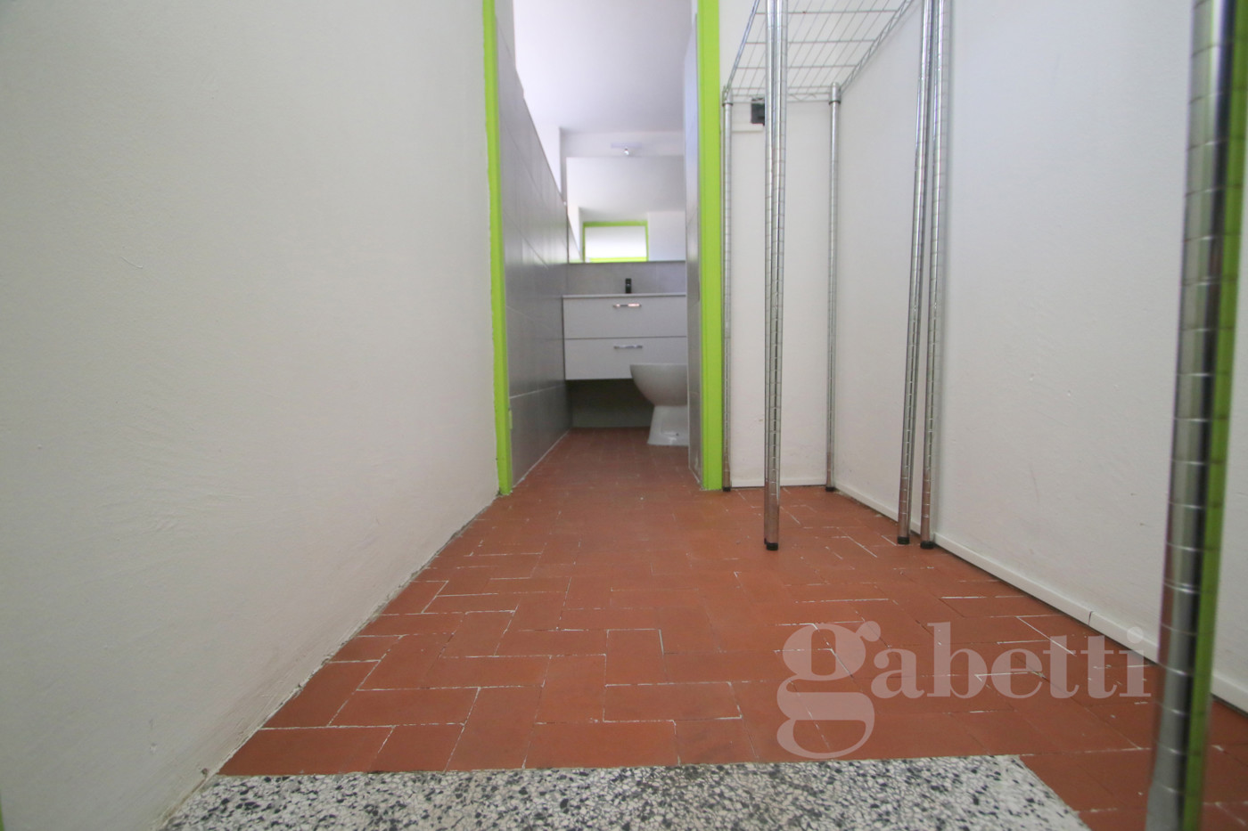 Magazzino in vendita a Busto Arsizio