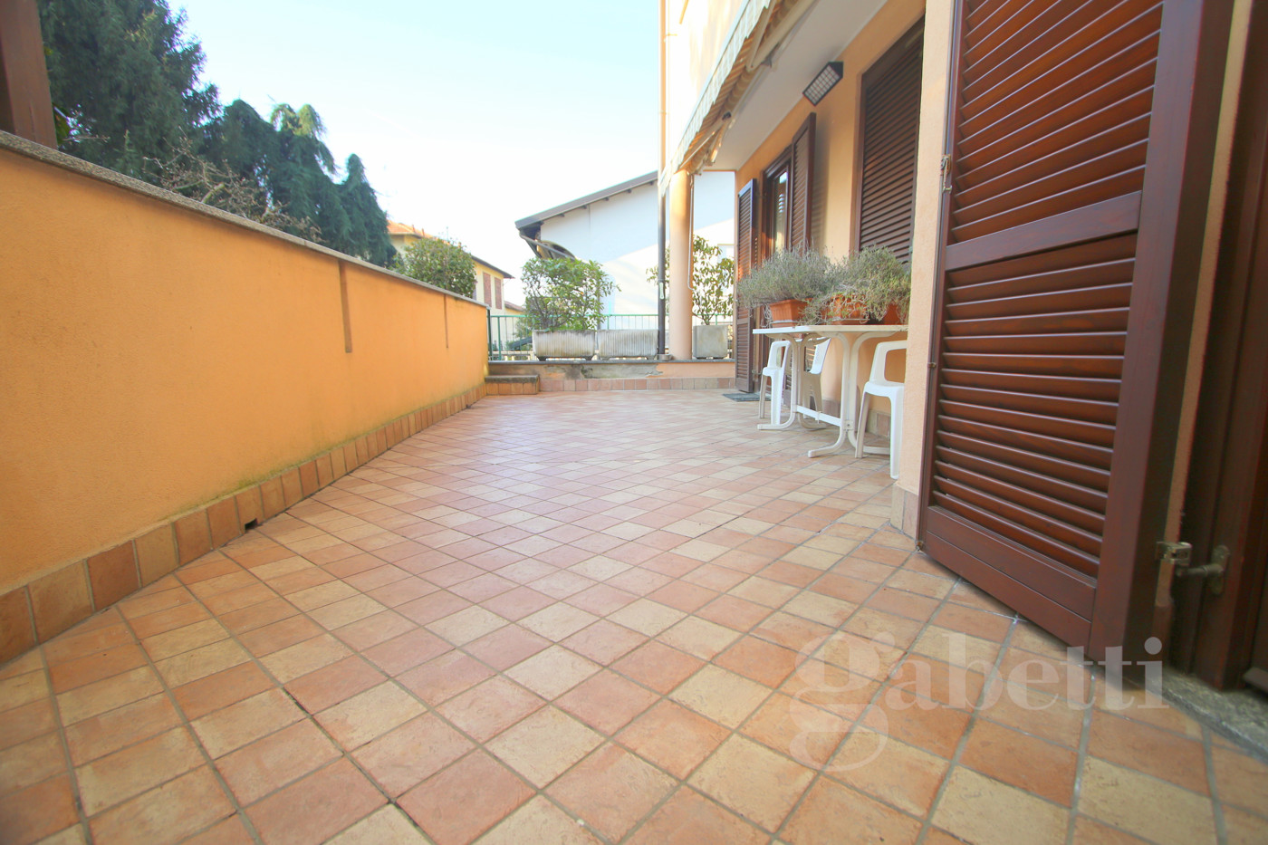 Villa Bifamiliare con giardino a Busto Arsizio