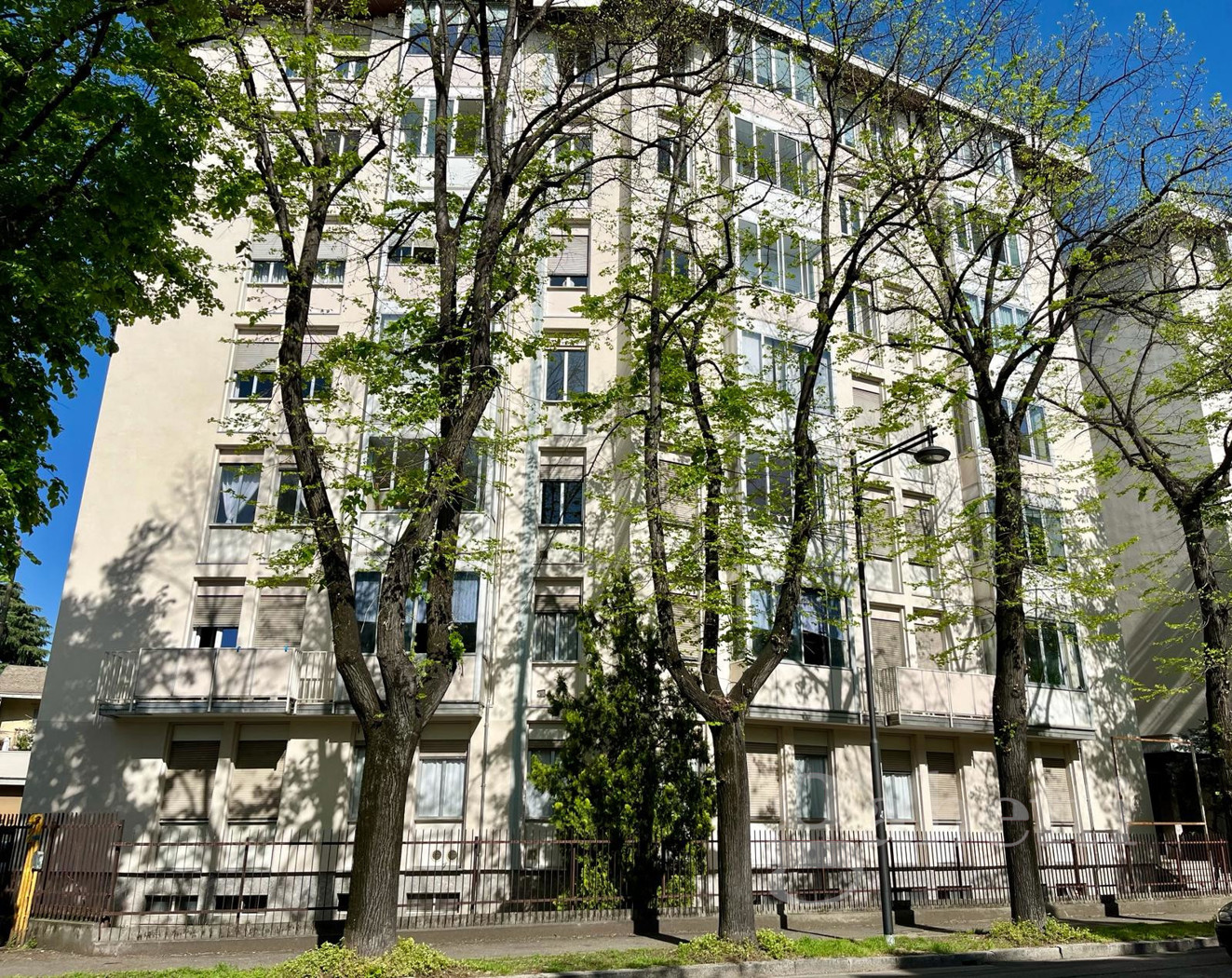 Trilocale arredato in affitto a Busto Arsizio