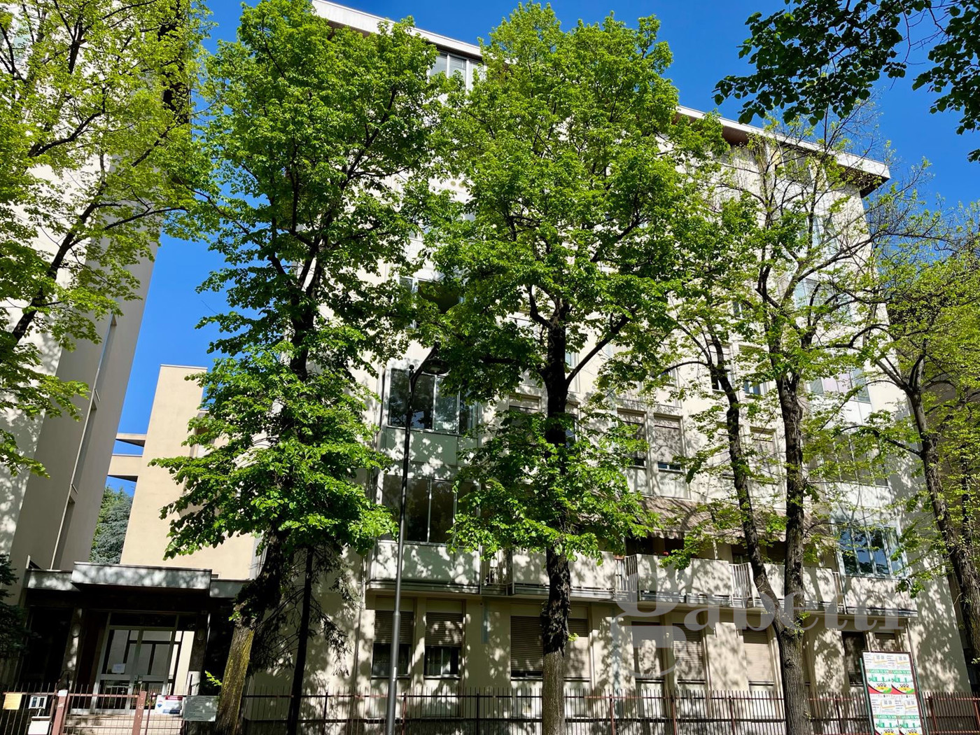 Trilocale arredato in affitto a Busto Arsizio