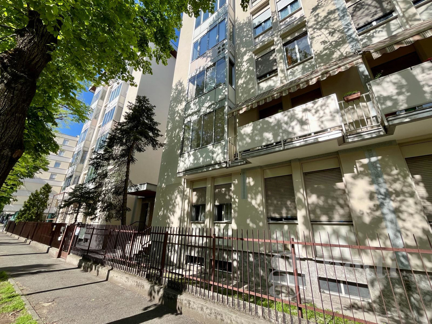 Trilocale arredato in affitto a Busto Arsizio