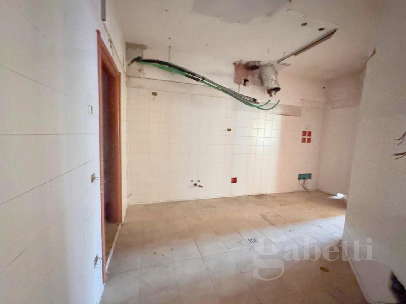 Negozio in vendita a Varese