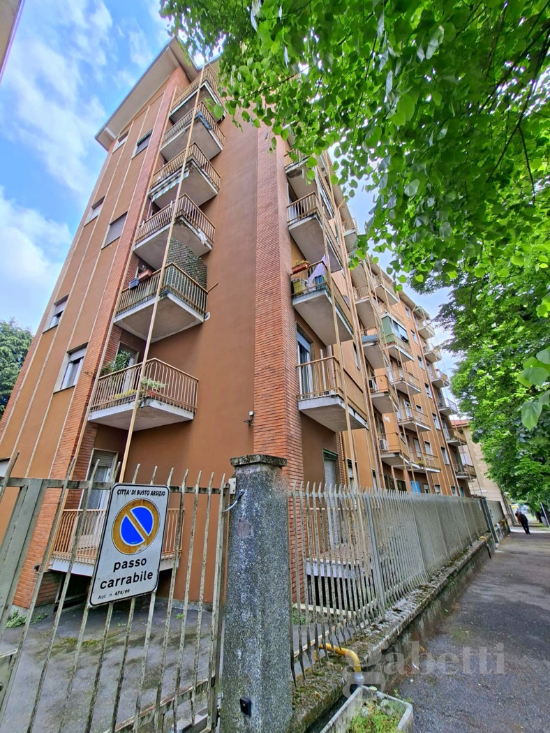 Quadrilocale in vendita a Busto Arsizio