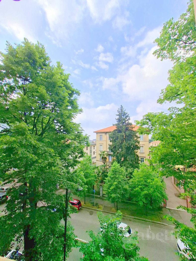 Quadrilocale in vendita a Busto Arsizio