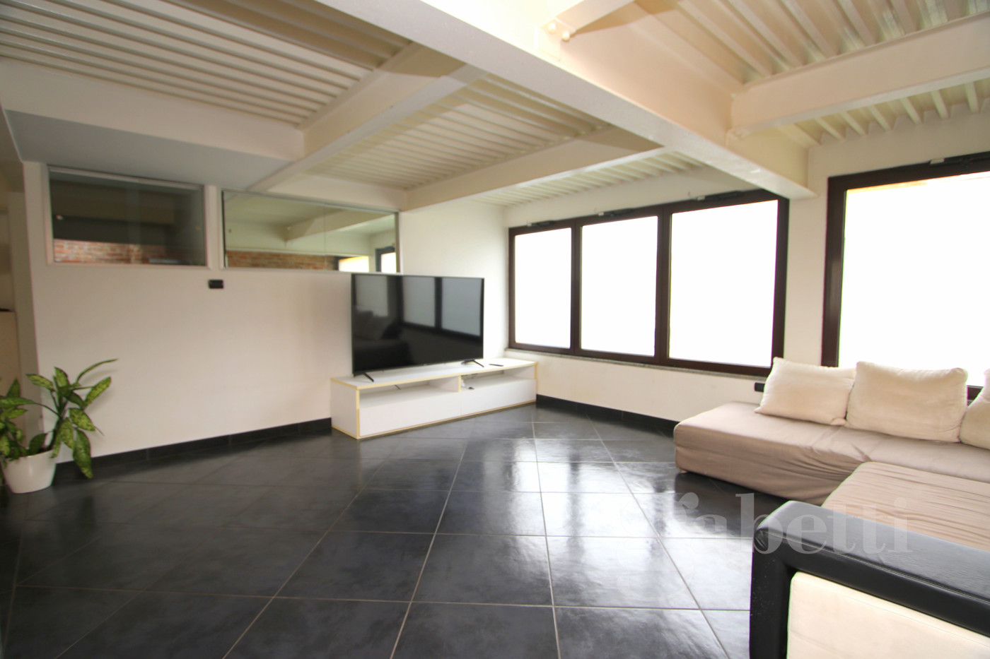 Loft con giardino a Busto Arsizio