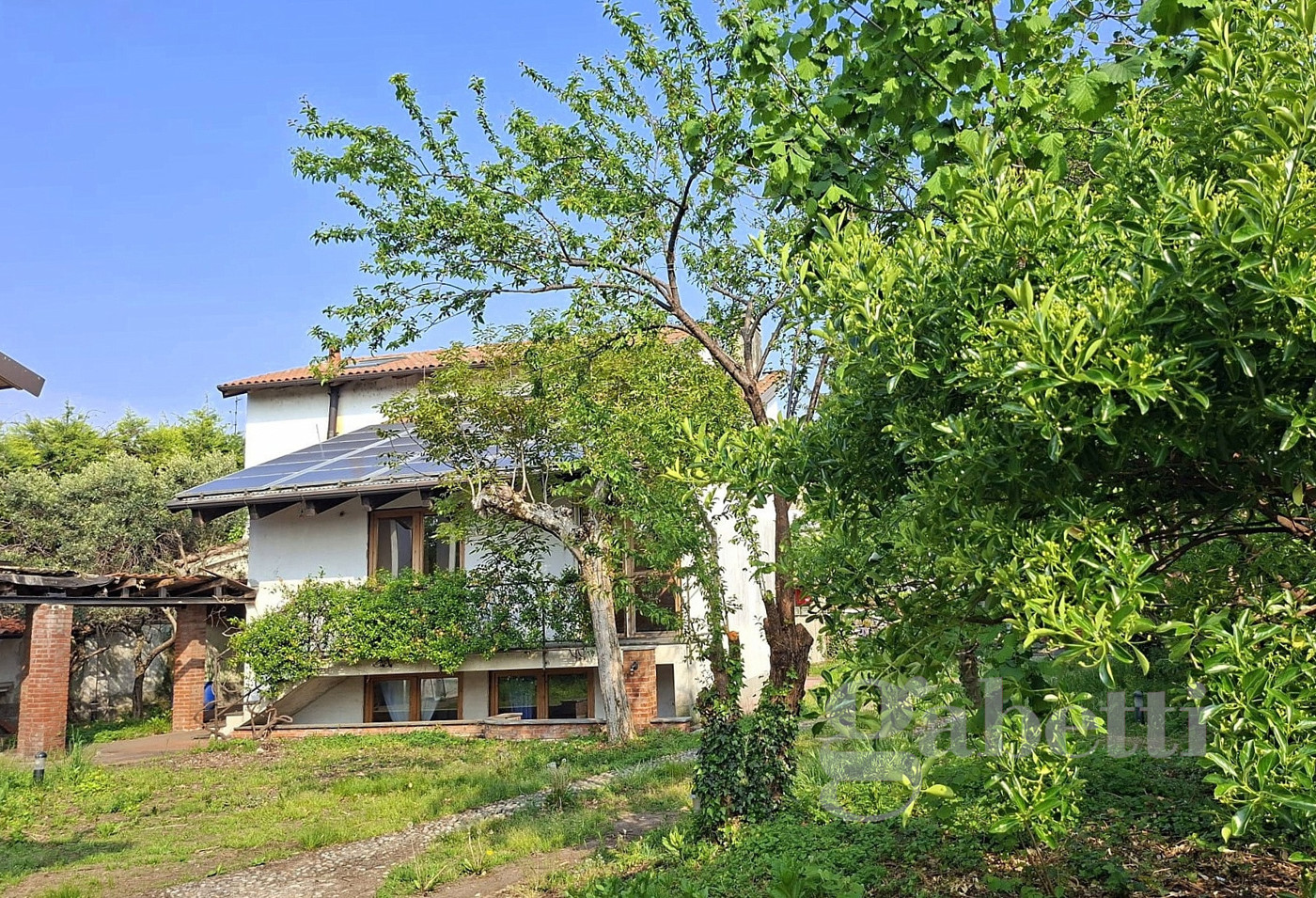 Casa indipendente con giardino a Robecchetto con Induno