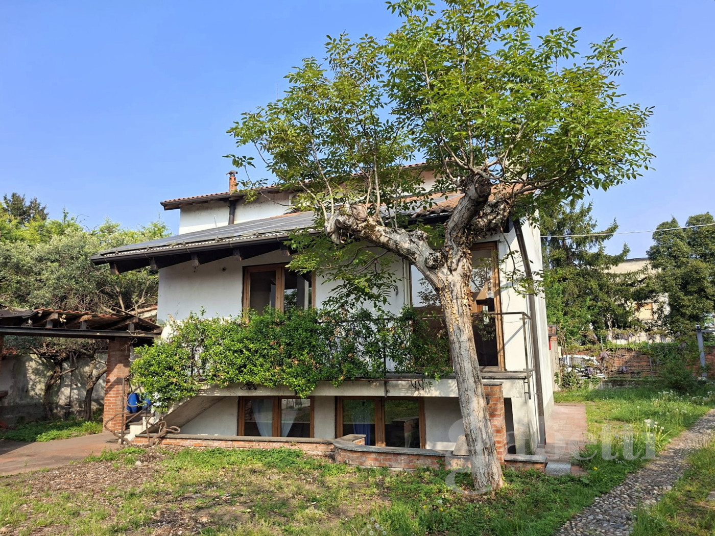 Casa indipendente con giardino a Robecchetto con Induno