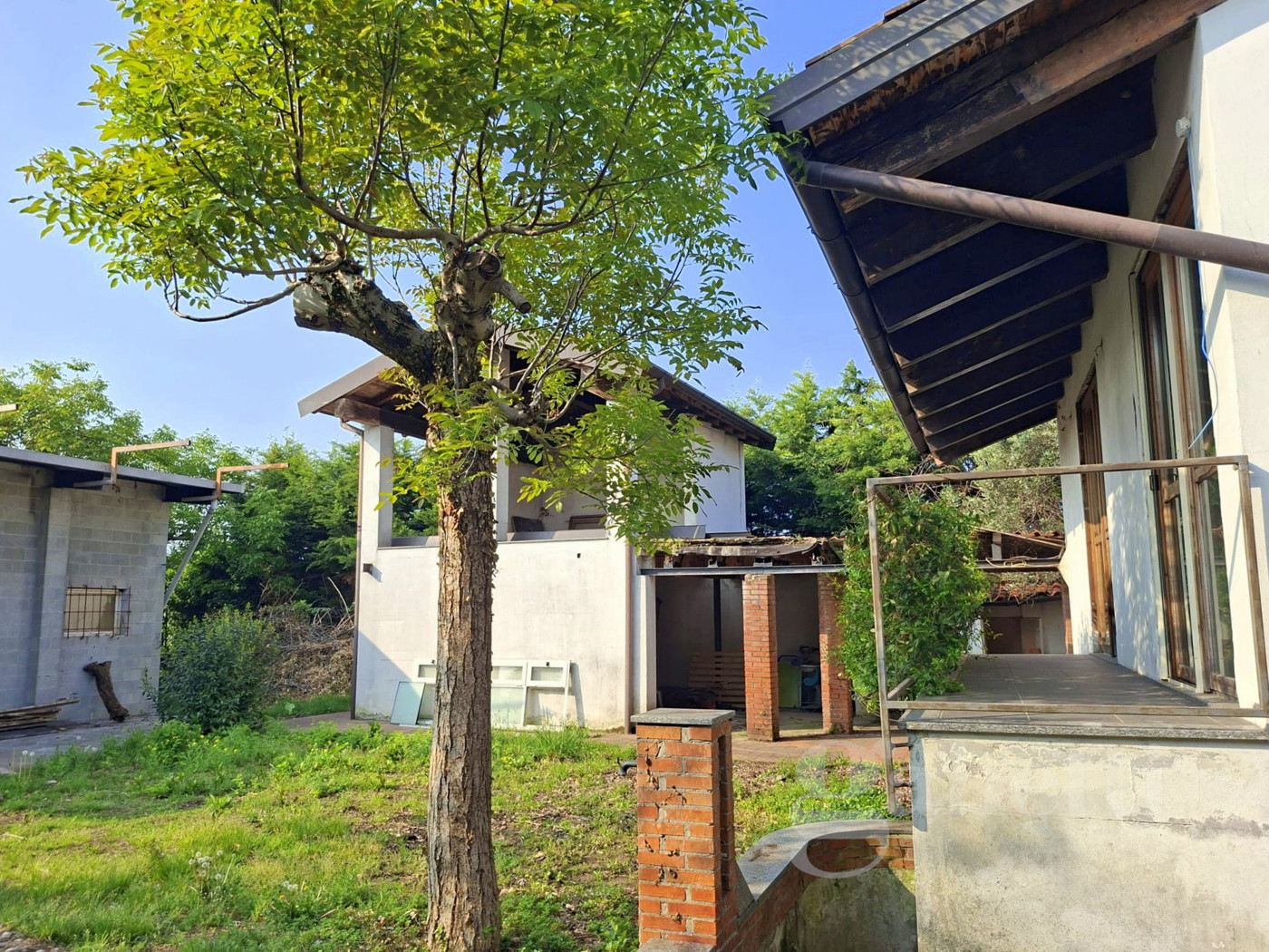 Casa indipendente con giardino a Robecchetto con Induno