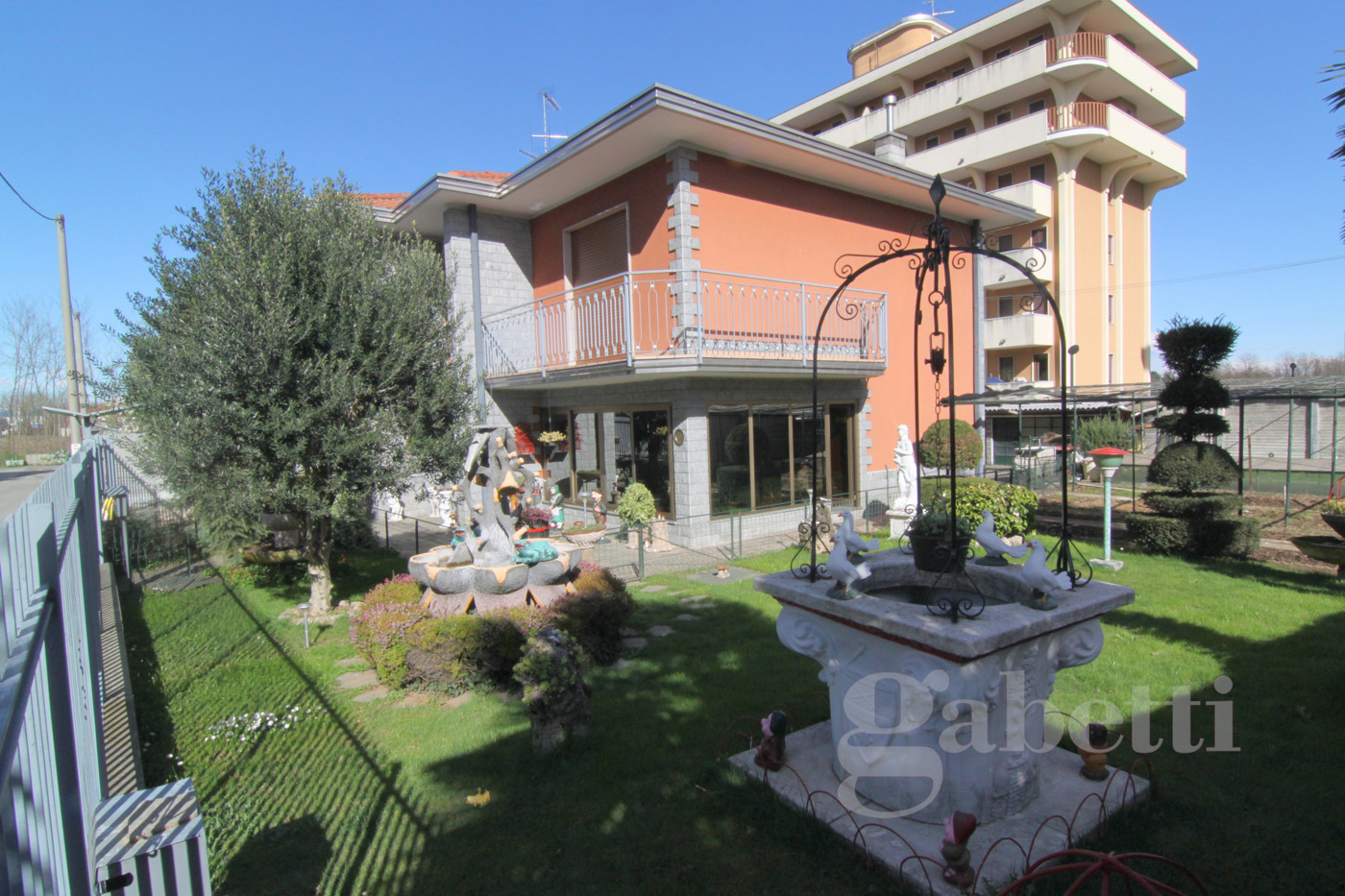 Villa in vendita a Busto Arsizio