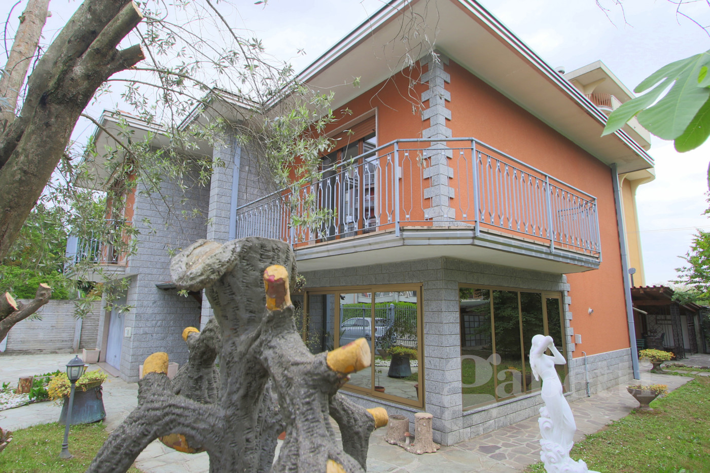 Villa in vendita a Busto Arsizio