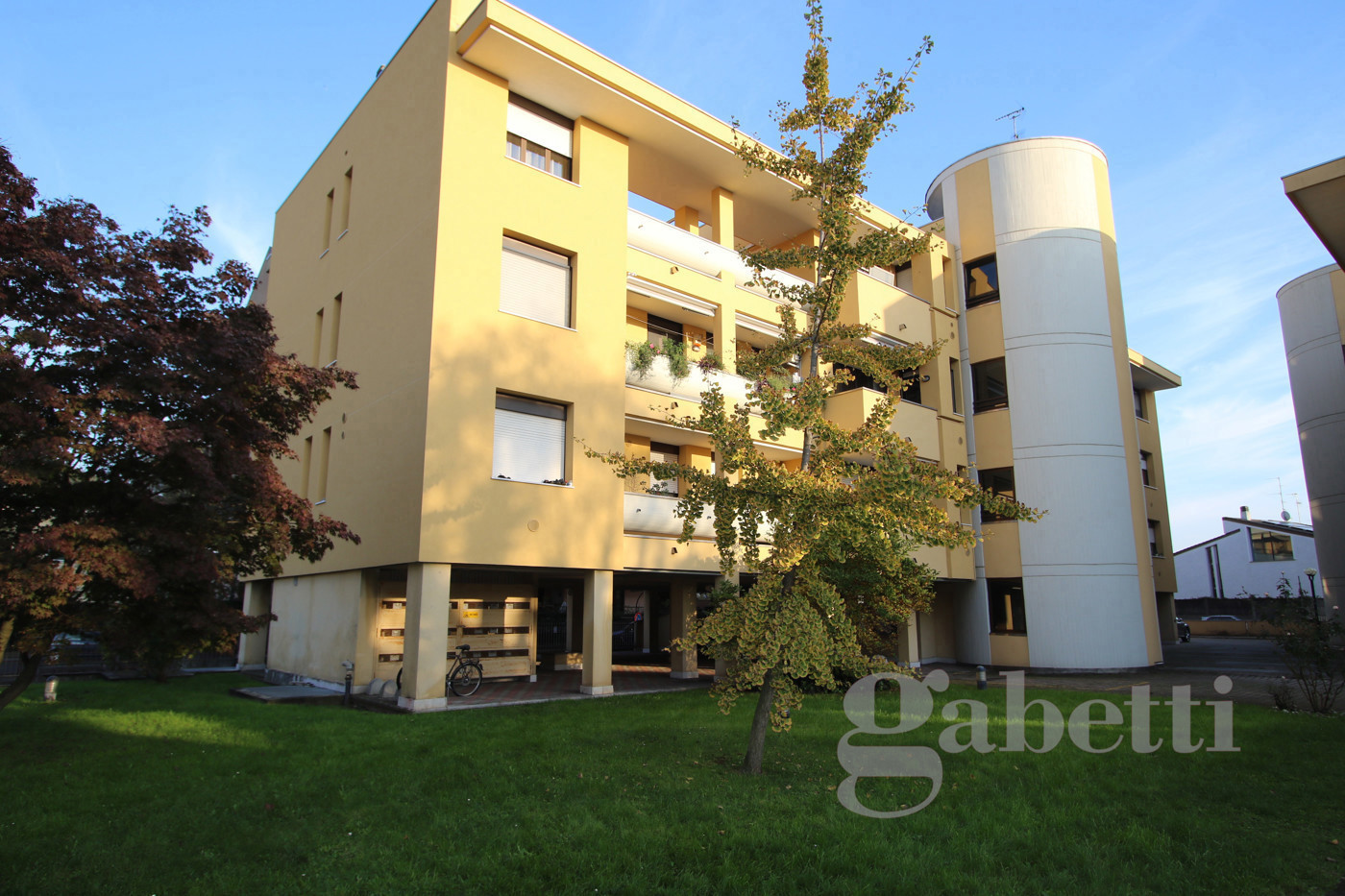Monolocale arredato in affitto a Busto Arsizio