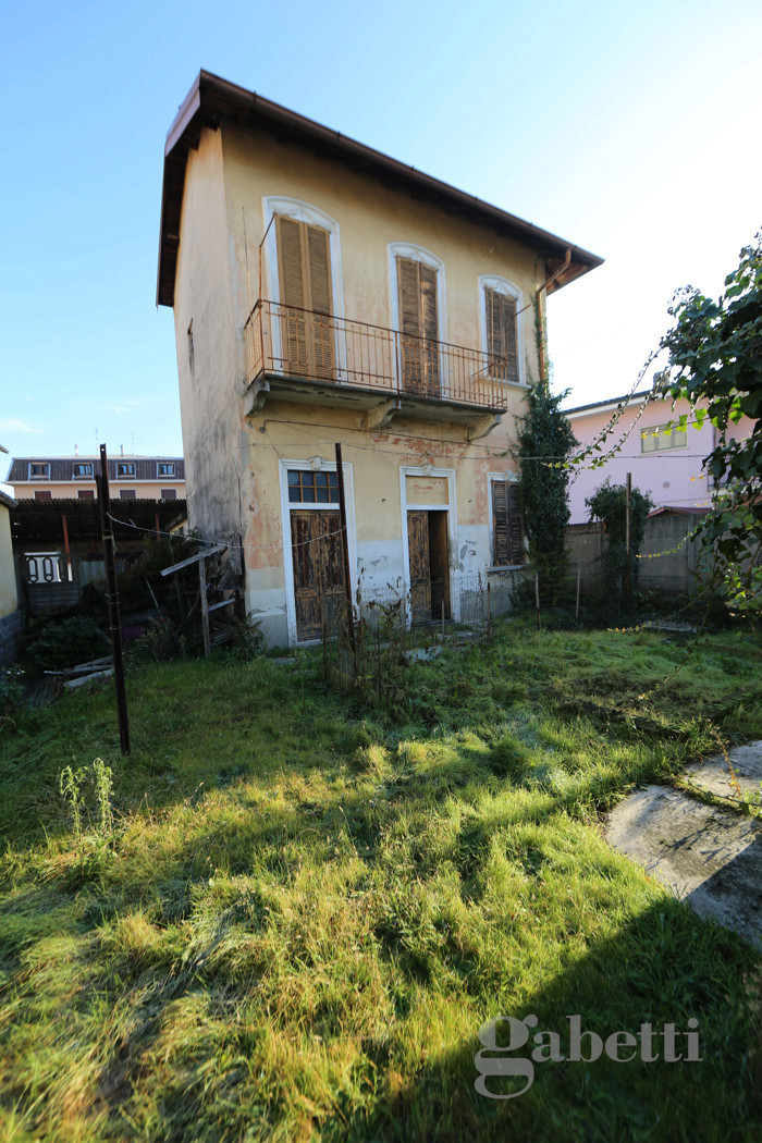 Casa indipendente da ristrutturare a Busto Arsizio