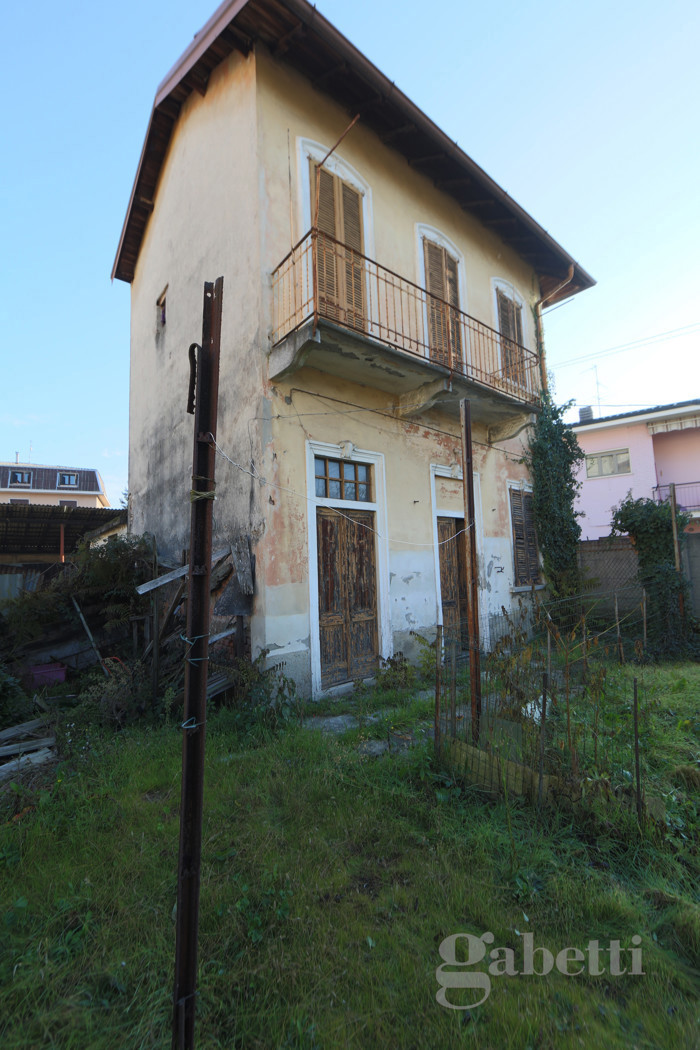 Casa indipendente da ristrutturare a Busto Arsizio