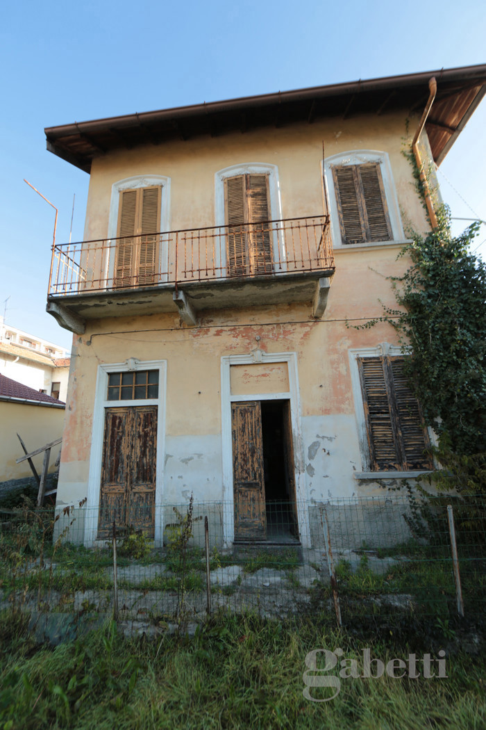 Casa indipendente da ristrutturare a Busto Arsizio