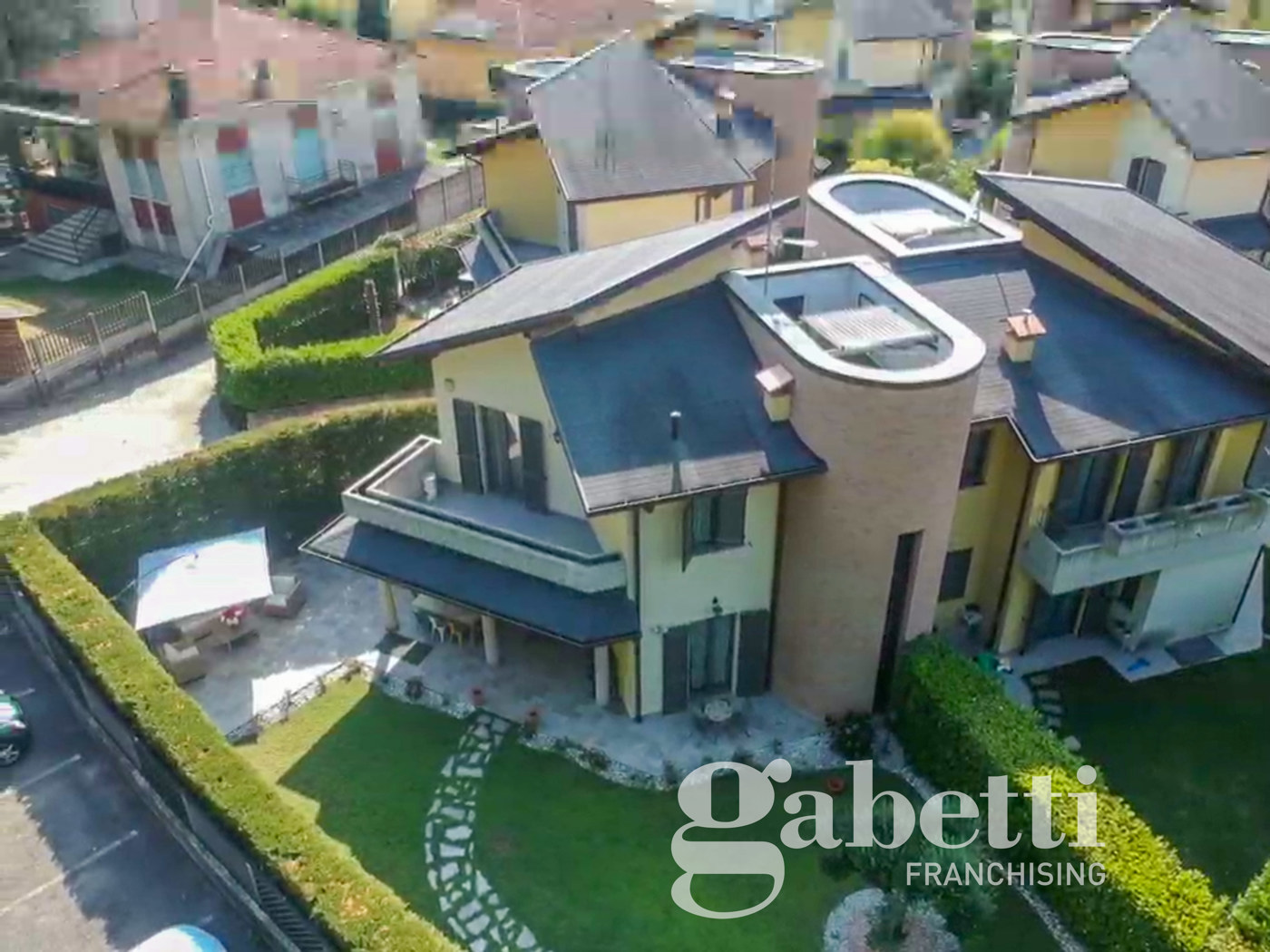 Villa Bifamiliare a basso consumo a Gallarate