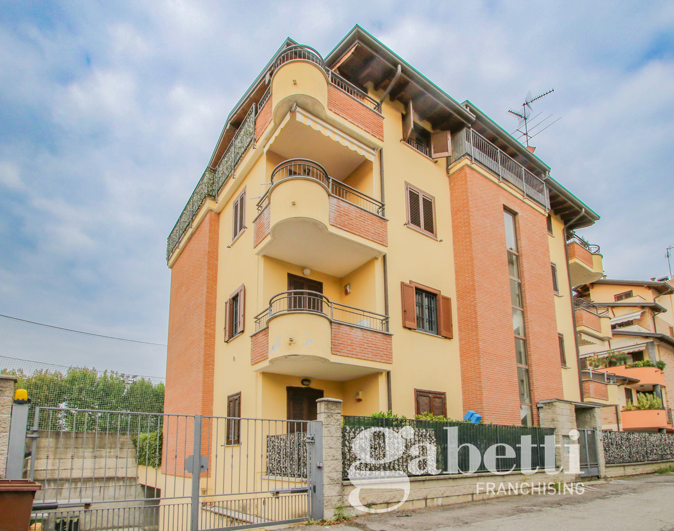 Trilocale classe A1 a Busto Arsizio