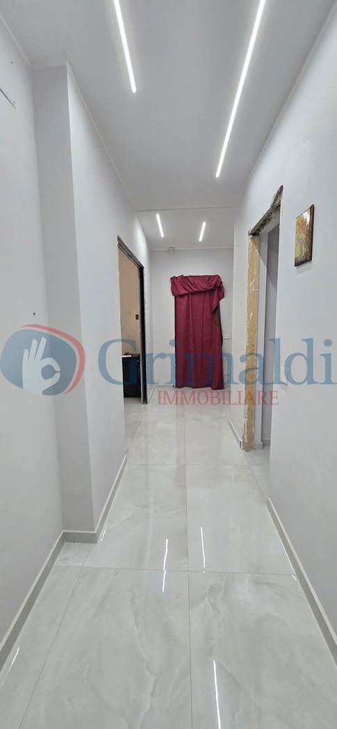 Ufficio in affitto a Casoria