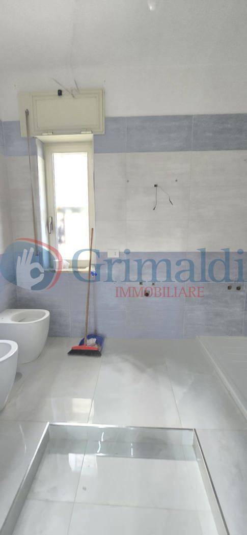 Ufficio in affitto a Casoria