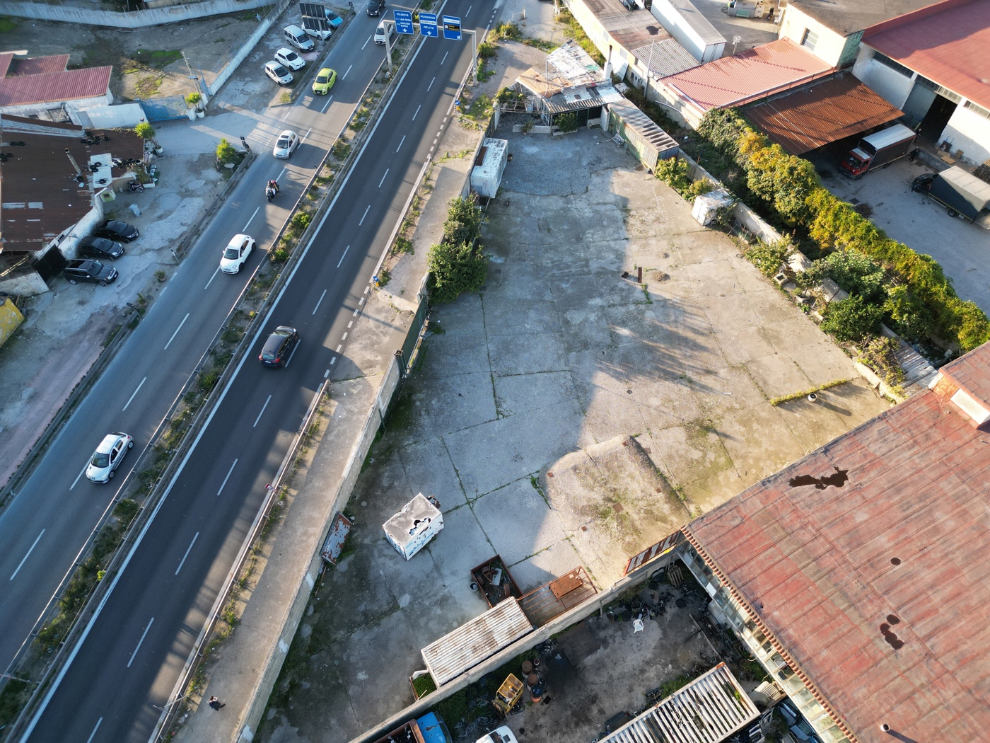 Capannone in vendita a Arzano