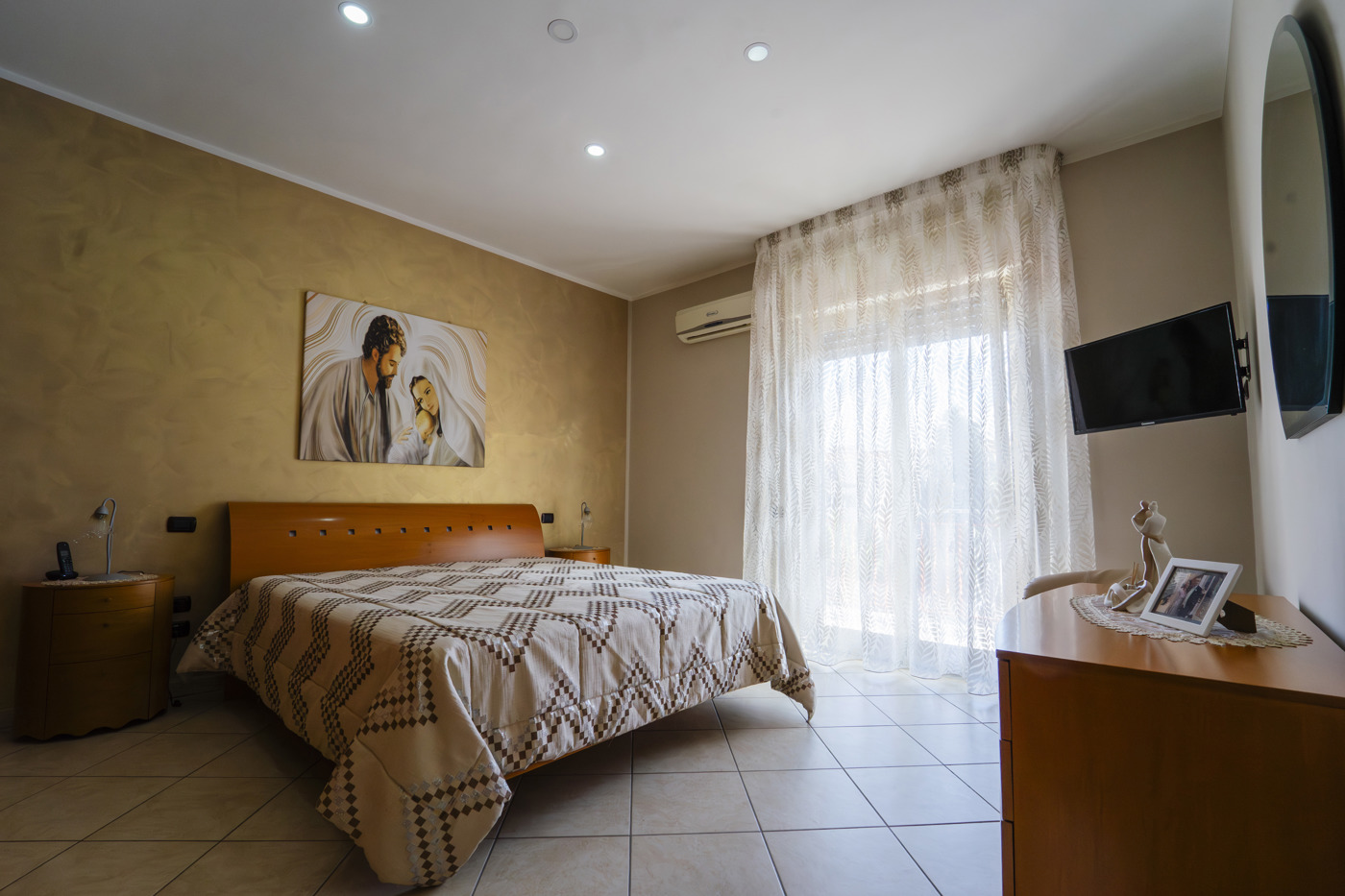 Quadrilocale con box a Casoria