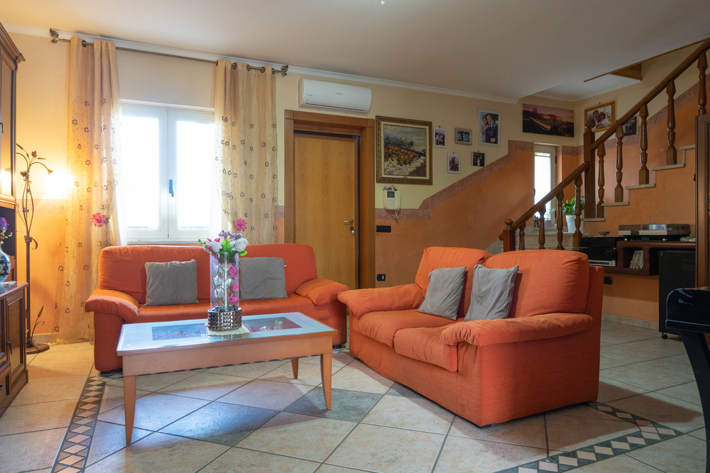 Villa con giardino a Parete