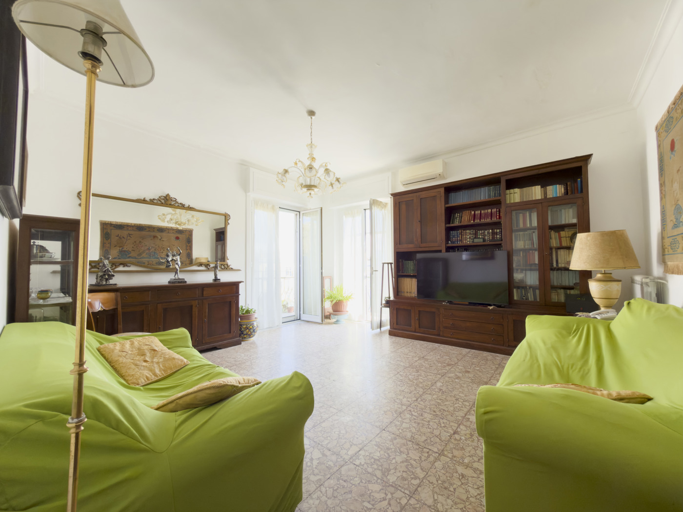 Quadrilocale vista mare a Napoli