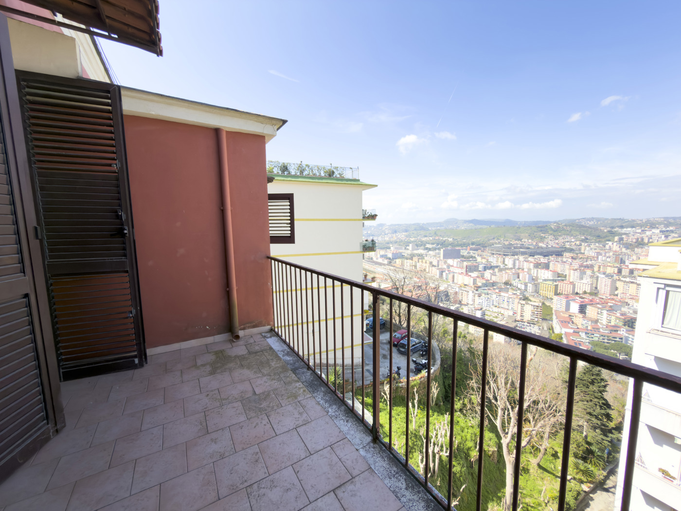 Trilocale in vendita a Napoli