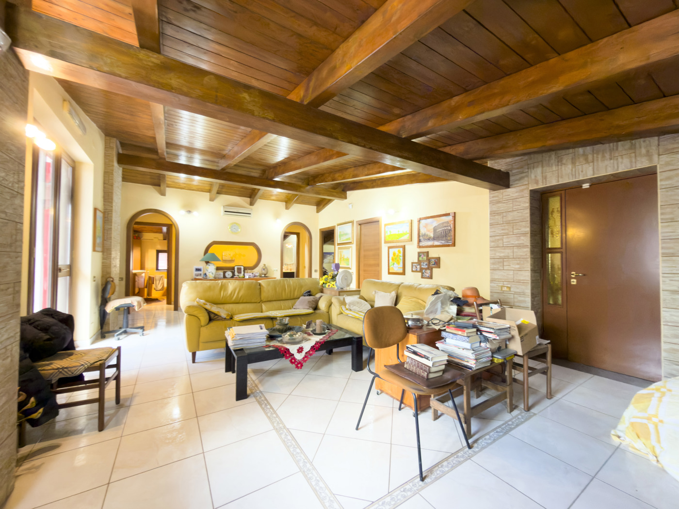 Villa con giardino a Sant'Antimo