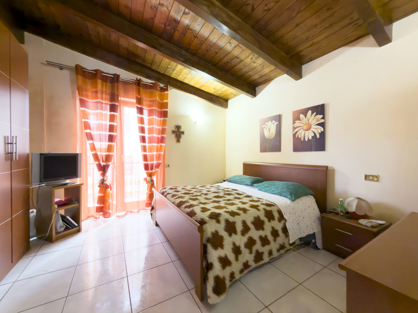 Villa con giardino a Sant'Antimo