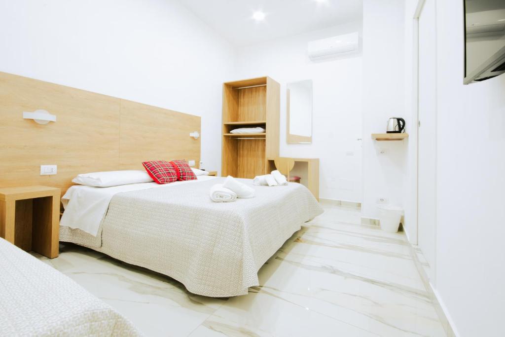 Attivit� commerciale Albergo in vendita a Napoli