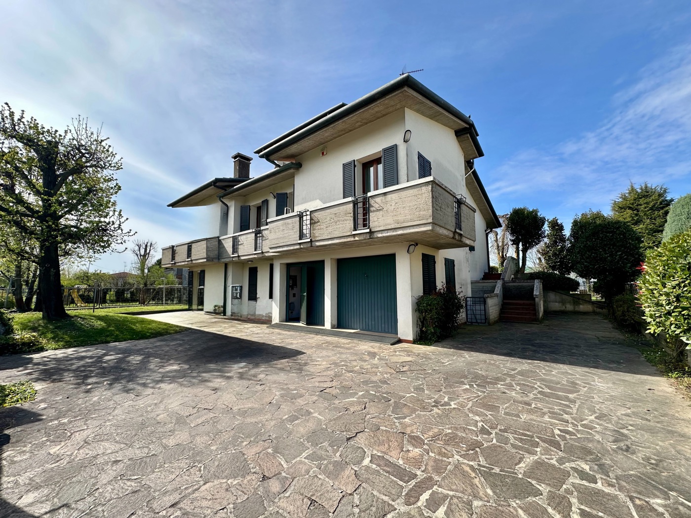 Villa con giardino a Borgo Veneto