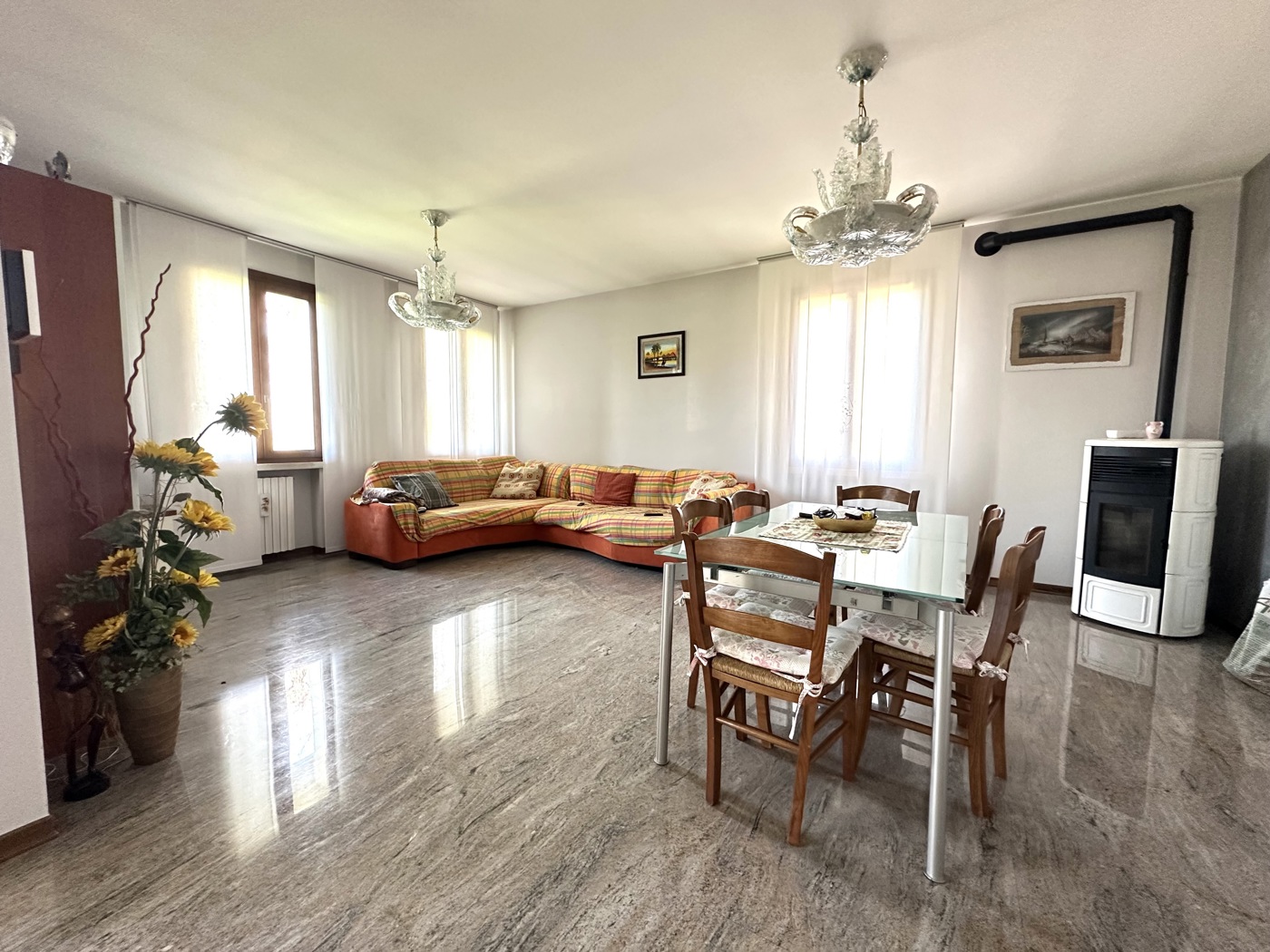 Villa con giardino a Borgo Veneto