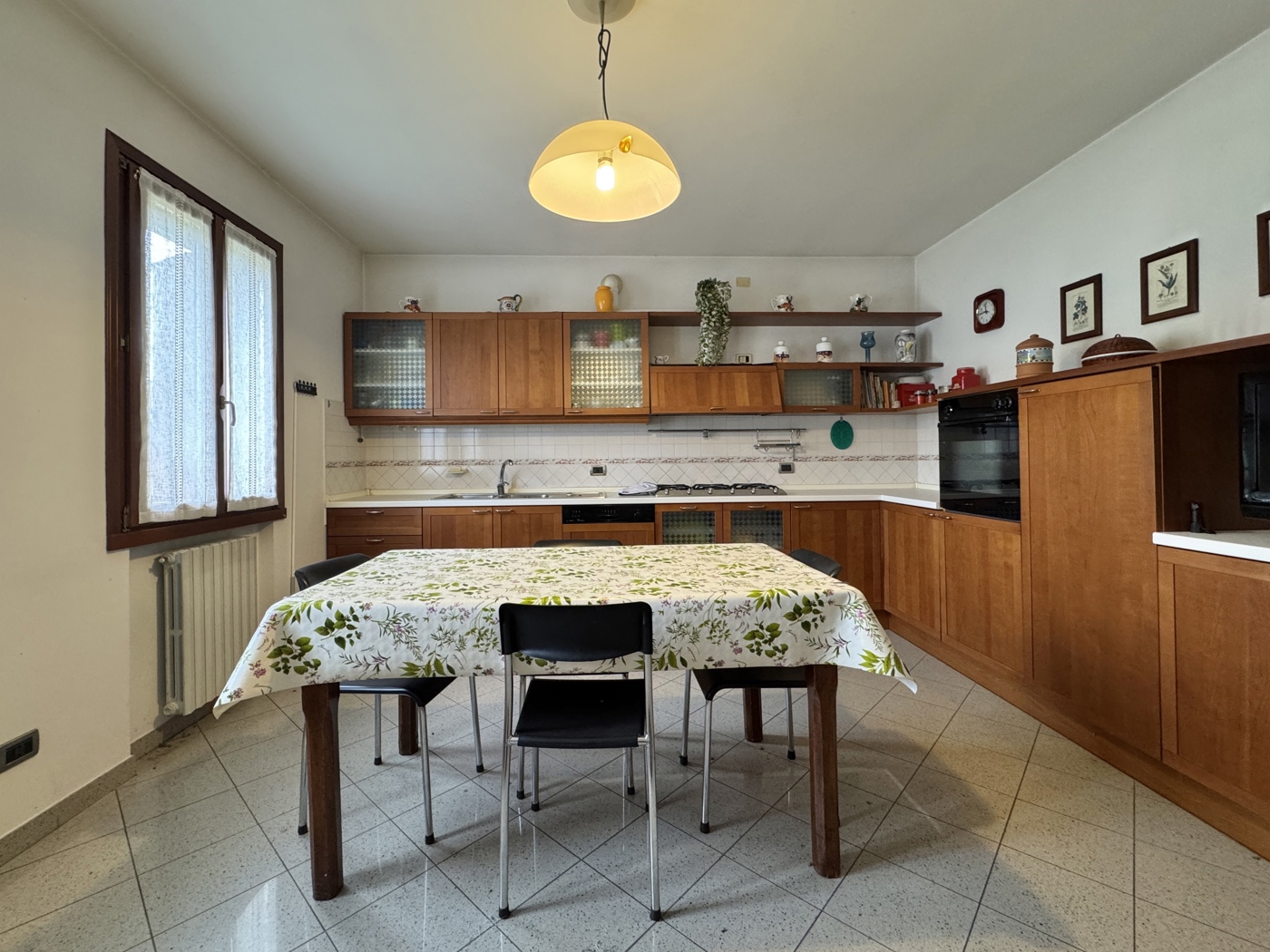 Casa indipendente con box doppio a Borgo Veneto