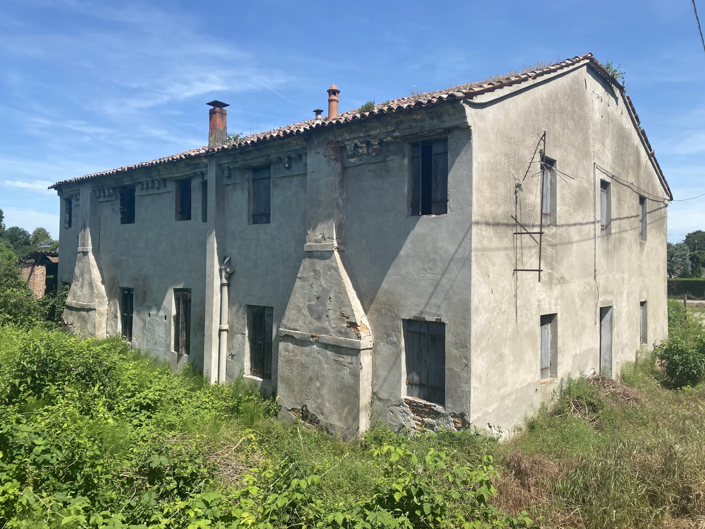 Casa indipendente con giardino a Castelbaldo