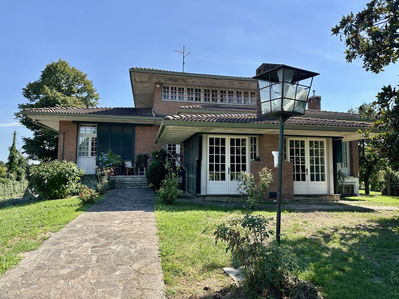 Villa con box doppio a Megliadino San Vitale