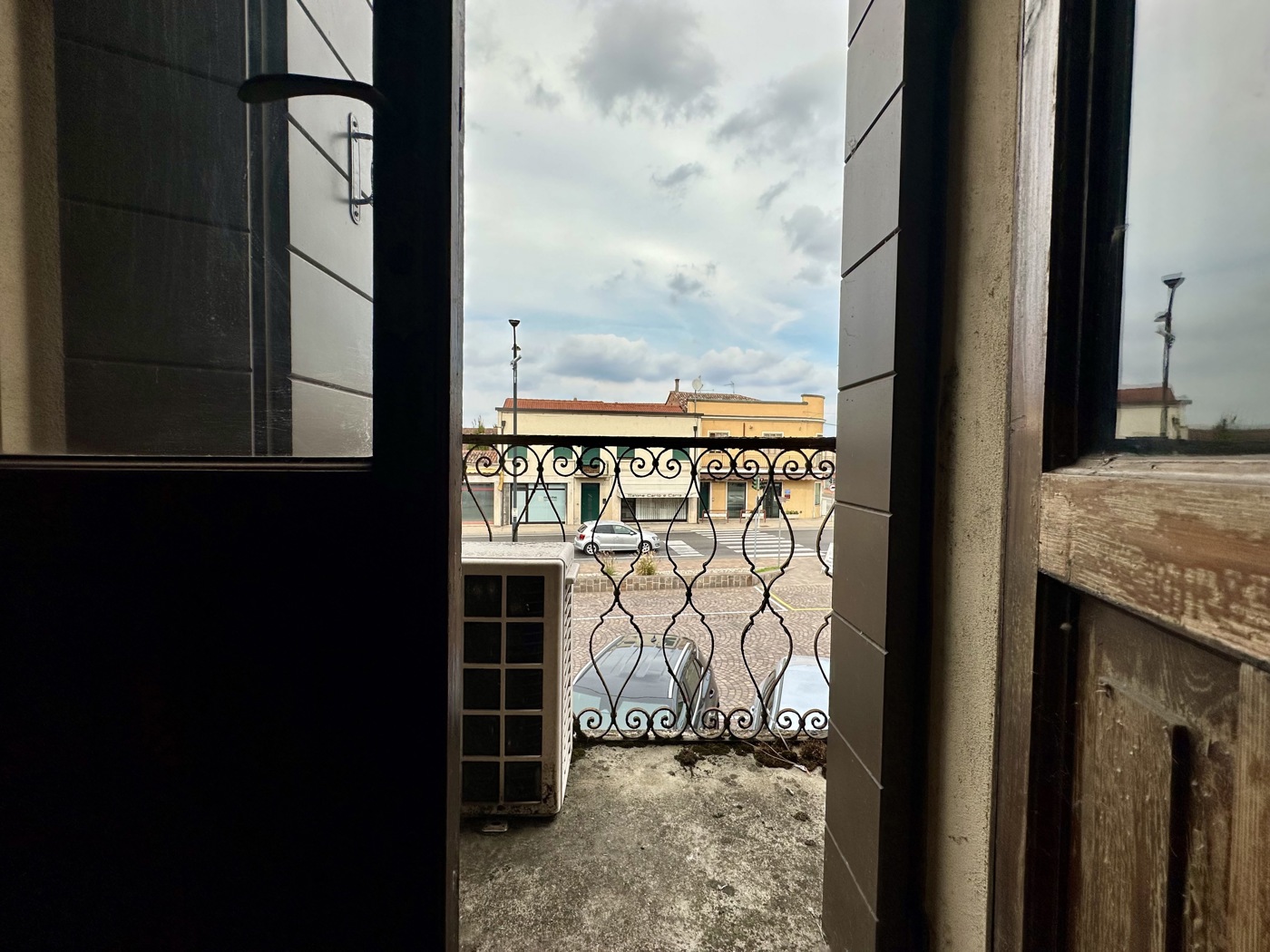 Stabile/Palazzo con giardino a Borgo Veneto