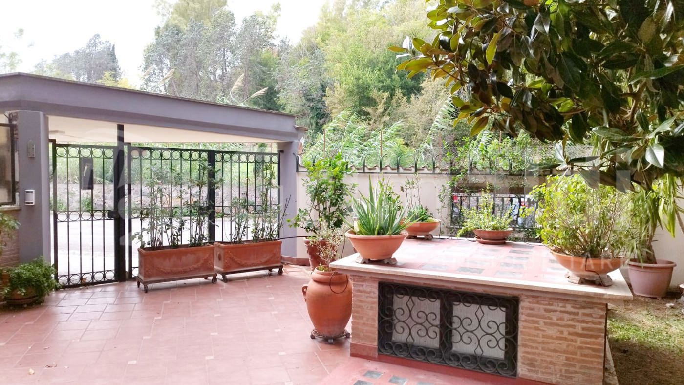 Appartamento con giardino a Roma