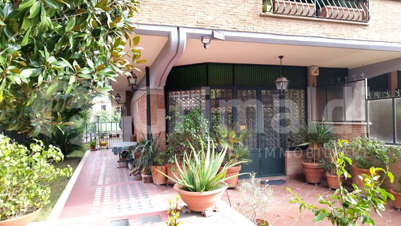 Appartamento con giardino a Roma