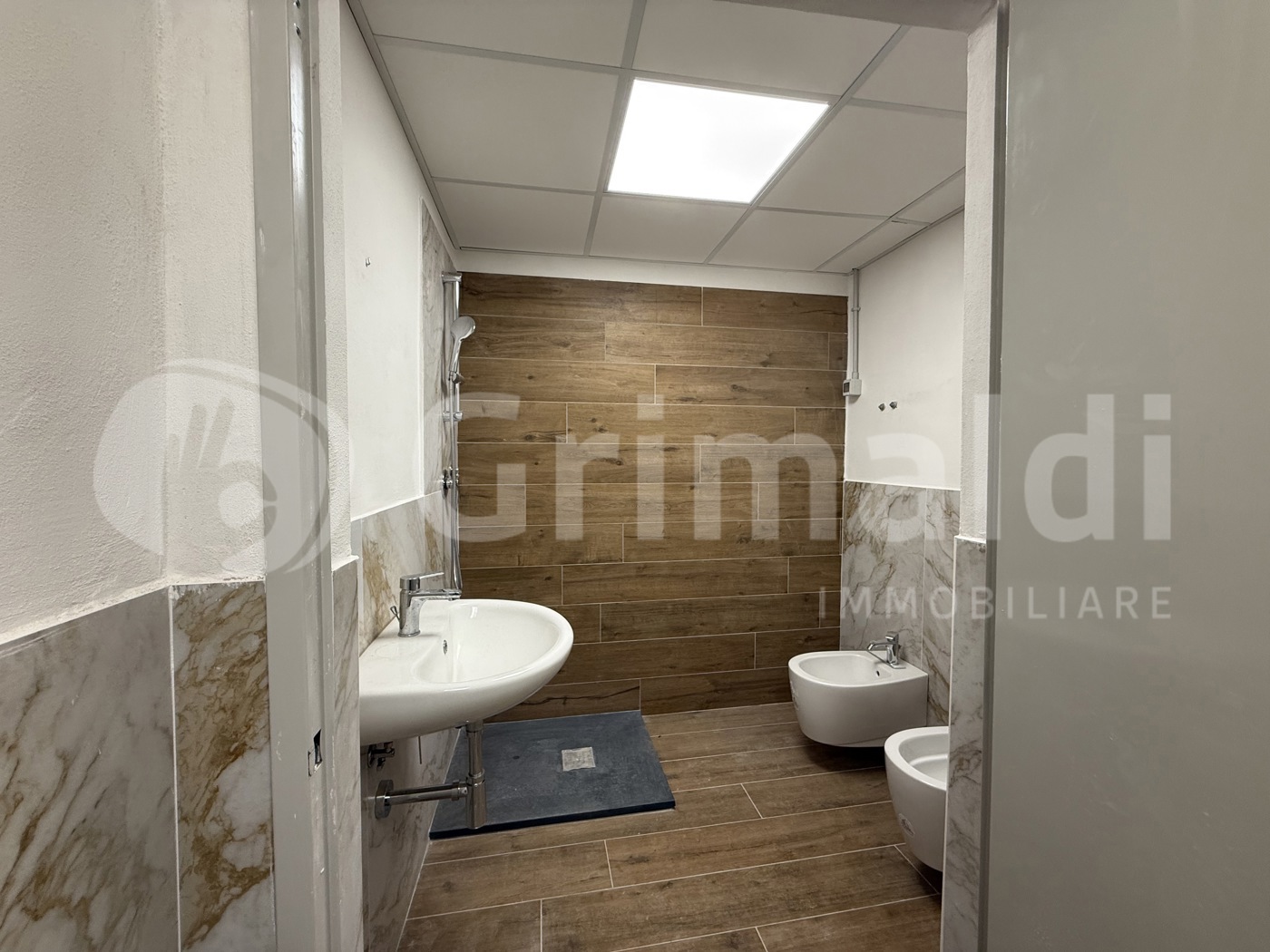 Negozio in vendita a Mentana