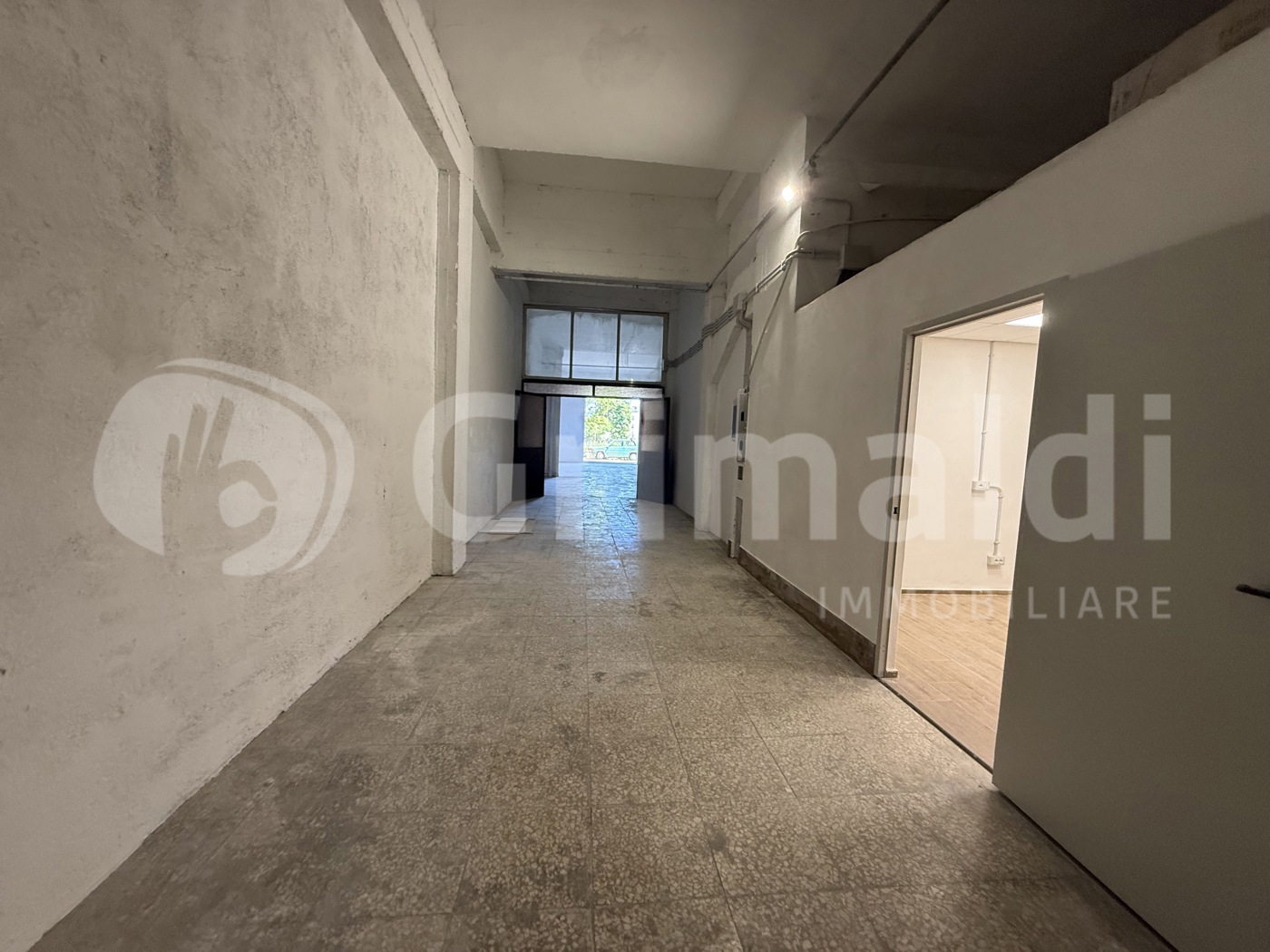 Negozio in vendita a Mentana