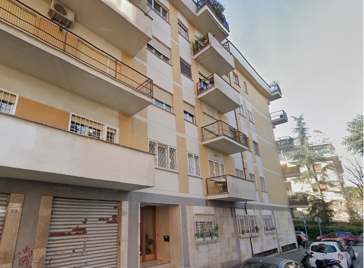Quadrilocale ristrutturato a Roma